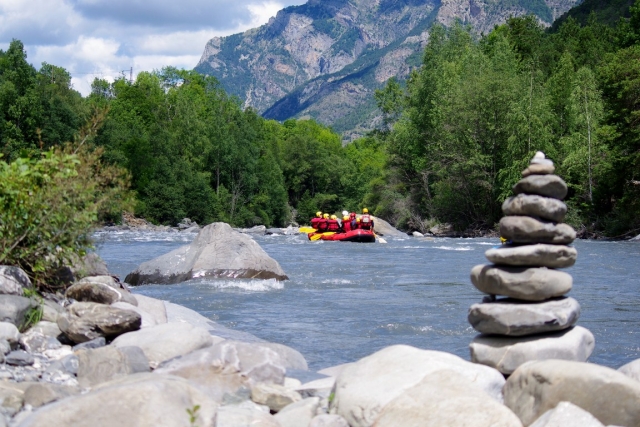  Emociones fuertes en rafting 